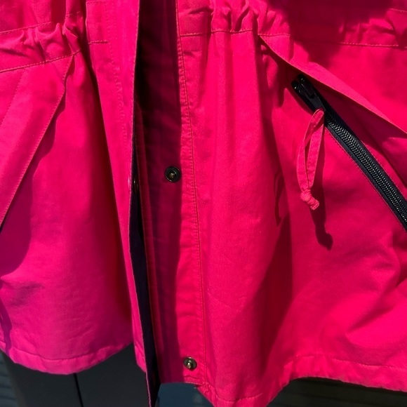 Vintage Bright Fuchsia Pink and Navy Blue Eddie Bauer Hooded Jacket, Size Medium - Picture 10 of 16